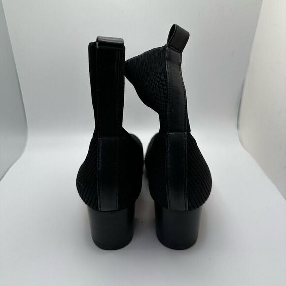 CUSHIONAIRE Women's Neely Stretch bootie +Memory Foam 8 WIDE BLACK - Picture 4 of 7